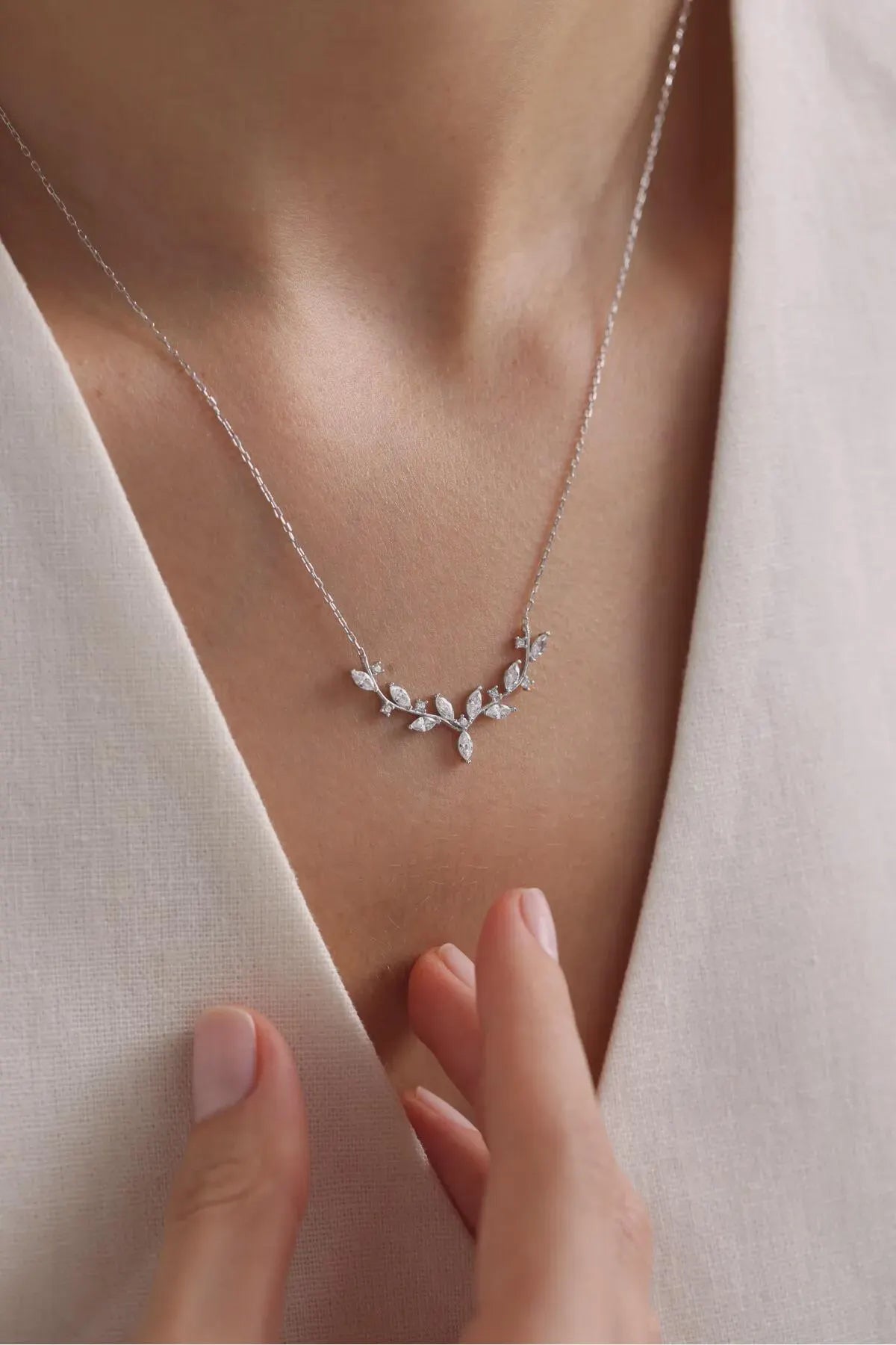 925 Sterling Silver Necklace Rhodium Plated Pendant Nature Jewelry